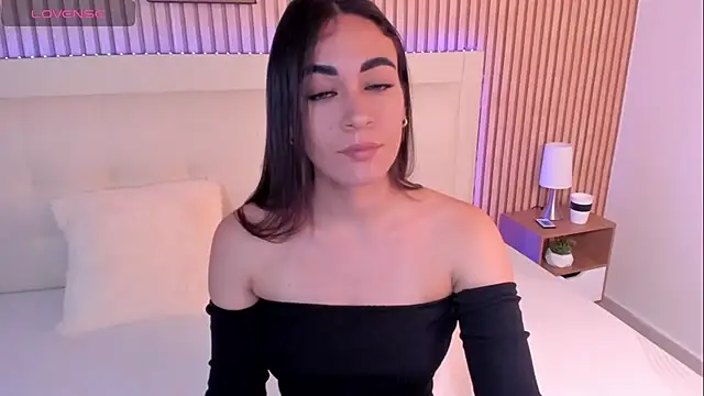 Emma Sophia2 online show from 11/02/25, 12:35