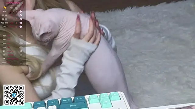 Snapshot of mybunnywendy chatting on 03/01/25, 09:04 mybunnywendy online show from 03/01/25, 09:04