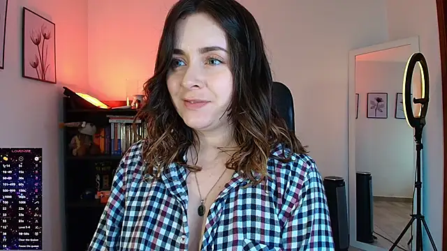 Snapshot of miss_seline chatting on 04/17/26, 07:50 miss seline online show from 04/17/26, 07:50