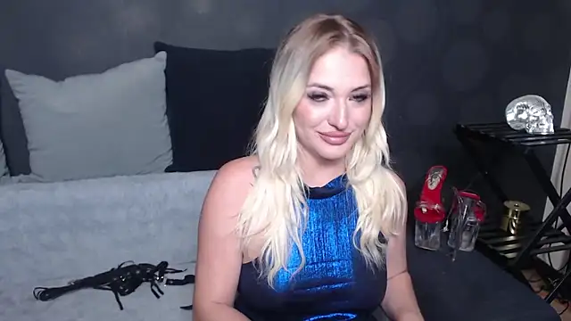 GodessJulia online show from 10/11/25, 11:14