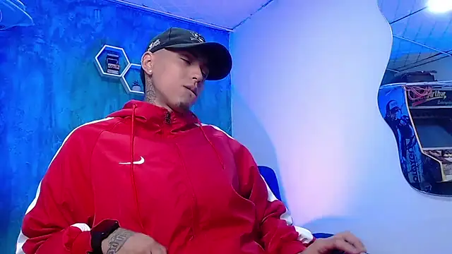 Snapshot of Liam_lee chatting on 12/07/24, 12:24 Liam lee online show from 12/07/24, 12:24