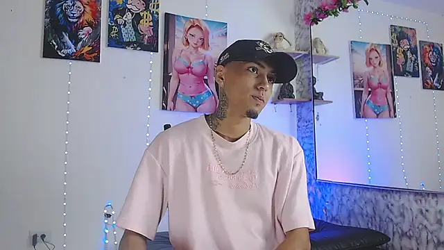 Snapshot of Liam_lee chatting on 09/10/25, 02:39 Liam lee online show from 09/10/25, 02:39