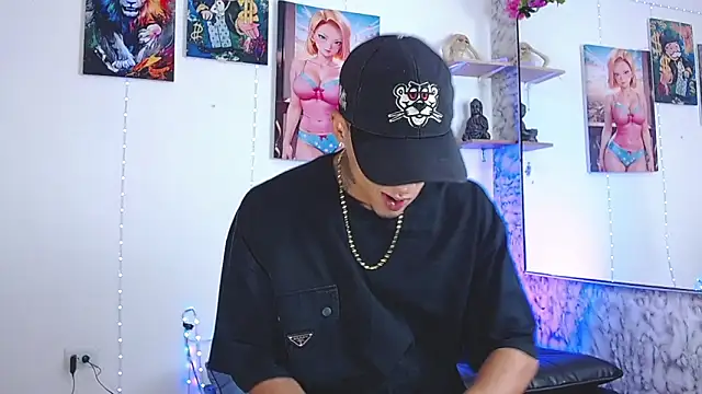 Snapshot of Liam_lee chatting on 09/19/25, 08:20 Liam lee online show from 09/19/25, 08:20