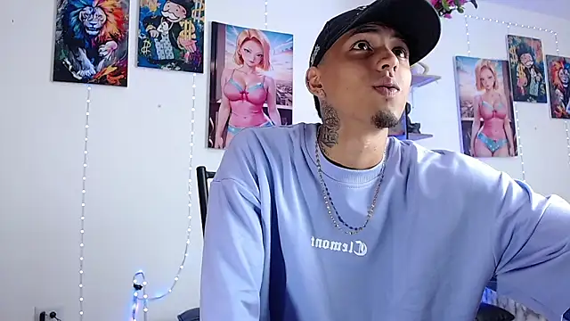 Snapshot of Liam_lee chatting on 09/24/25, 01:47 Liam lee online show from 09/24/25, 01:47