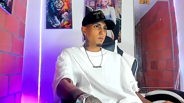 Snapshot of Liam_lee chatting on 03/19/26, 11:20 Liam lee online show from 03/19/26, 11:20