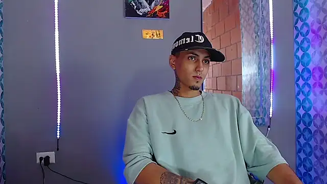 Liam lee online show from 04/26/26, 08:17
