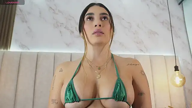 Annyy Rosse online show from 12/02/25, 05:57