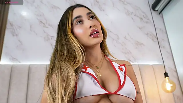 Snapshot of Annyy_Rosse chatting on 04/09/26, 04:56 Annyy Rosse online show from 04/09/26, 04:56