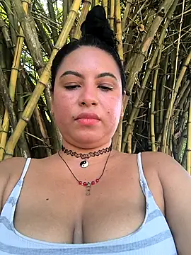 Francesca ferrari online show from 11/07/25, 02:06