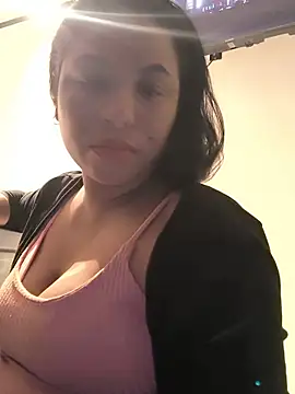 Snapshot of Francesca_ferrari chatting on 06/30/26, 11:17 Francesca ferrari online show from 06/30/26, 11:17