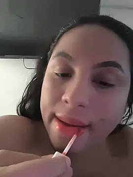 Snapshot of Francesca_ferrari chatting on 07/14/26, 11:10 Francesca ferrari online show from 07/14/26, 11:10