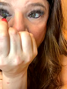 Snapshot of balad13 chatting on 09/18/25, 07:21 balad13 online show from 09/18/25, 07:21