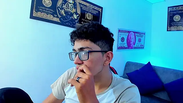 TylerWhite  online show from 01/21/25, 06:33