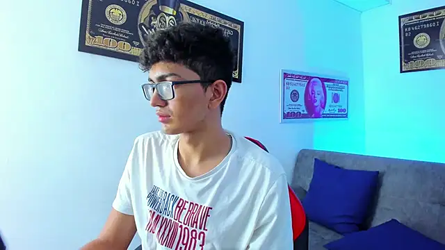 TylerWhite  online show from 02/01/25, 09:21