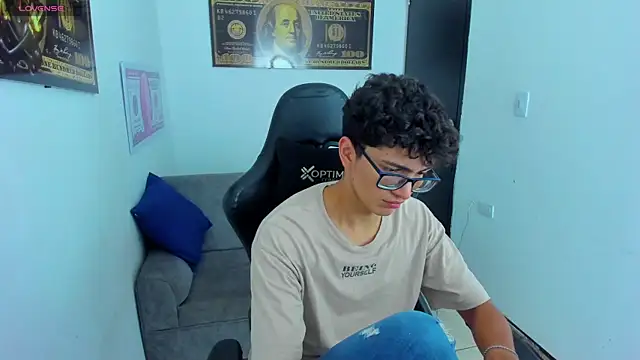 TylerWhite  online show from 03/16/25, 02:53