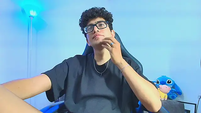 TylerWhite  online show from 09/24/25, 05:00