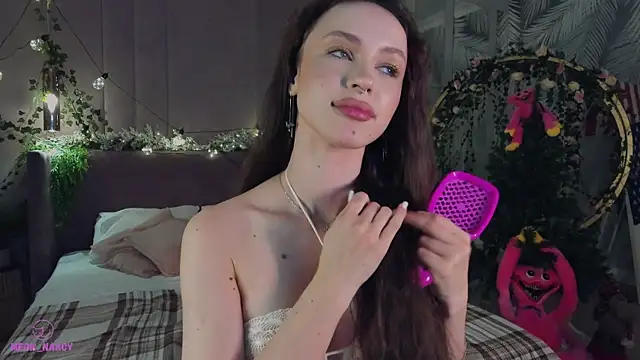 Snapshot of Meow_Nancy chatting on 12/16/24, 11:55 Meow Nancy online show from 12/16/24, 11:55