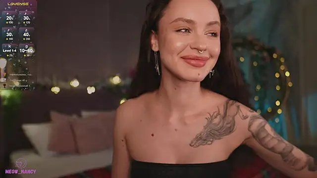 Snapshot of Meow_Nancy chatting on 01/10/25, 08:29 Meow Nancy online show from 01/10/25, 08:29