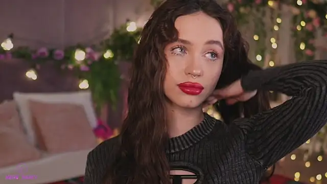 Snapshot of Meow_Nancy chatting on 01/24/25, 06:24 Meow Nancy online show from 01/24/25, 06:24