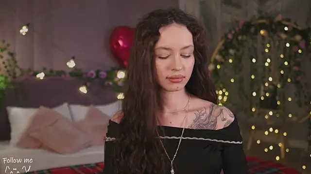 Snapshot of Meow_Nancy chatting on 02/11/25, 09:09 Meow Nancy online show from 02/11/25, 09:09