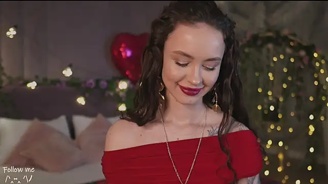 Snapshot of Meow_Nancy chatting on 02/14/25, 08:42 Meow Nancy online show from 02/14/25, 08:42