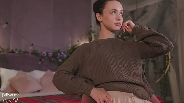 Snapshot of Meow_Nancy chatting on 02/21/25, 05:56 Meow Nancy online show from 02/21/25, 05:56