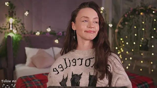 Snapshot of Meow_Nancy chatting on 02/25/25, 05:41 Meow Nancy online show from 02/25/25, 05:41