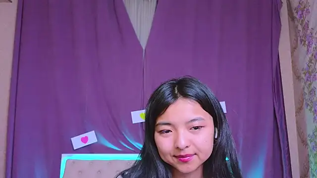 Shy Kira online show from 02/12/25, 06:40