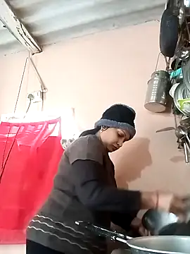 Snapshot of sakshisutra chatting on 12/29/24, 05:53 sakshisutra online show from 12/29/24, 05:53