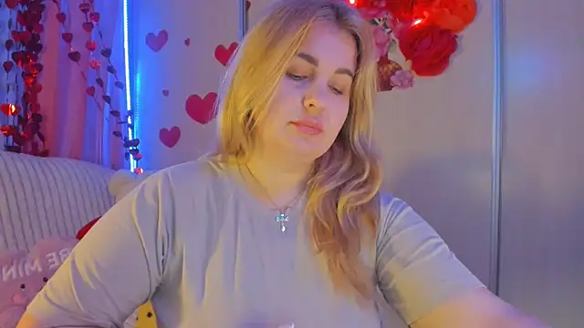 Snapshot of CoraSwon chatting on 02/26/25, 09:16 CoraSwon online show from 02/26/25, 09:16