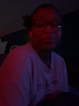 KLoveeee online show from 01/23/25, 03:16