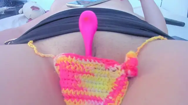 KarelySexy online show from 07/18/26, 01:15