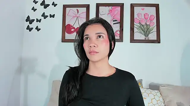 Snapshot of Emiily_Parkerr chatting on 05/18/26, 10:15 Emiily Parkerr online show from 05/18/26, 10:15