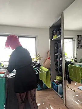 Off  Melonenmandy online show from 02/24/25, 11:43