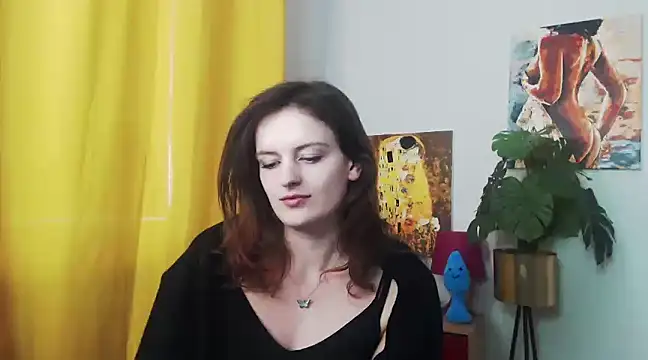 juicyNadine online show from 12/17/24, 09:28