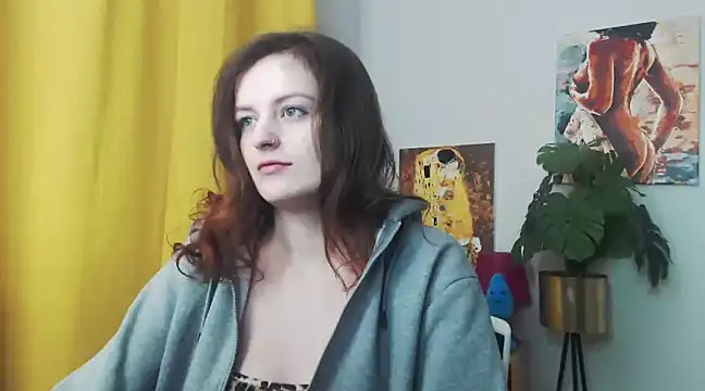 juicyNadine online show from 12/18/24, 06:21