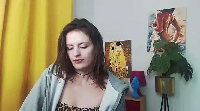 juicyNadine online show from 01/10/25, 09:23