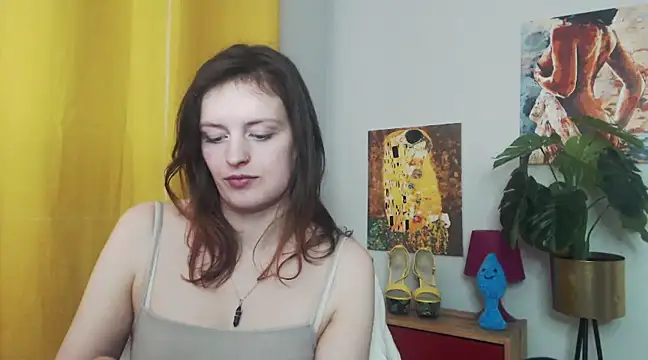 juicyNadine online show from 02/12/25, 09:20