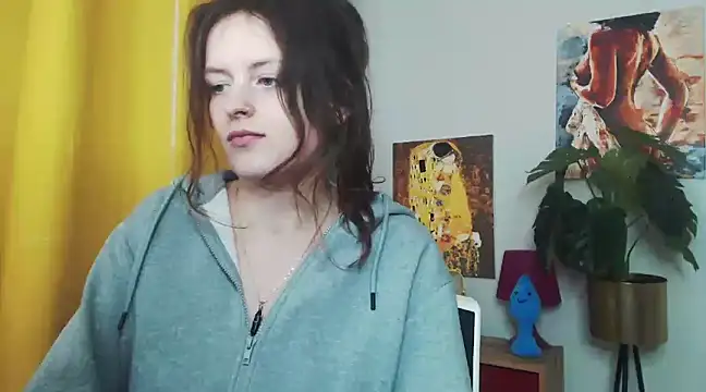 juicyNadine online show from 02/13/25, 09:30