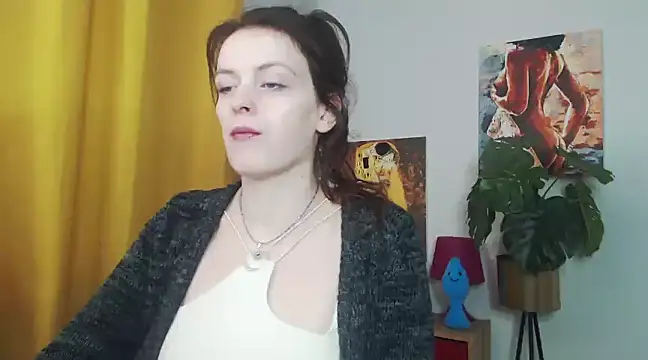 juicyNadine online show from 02/28/25, 06:21