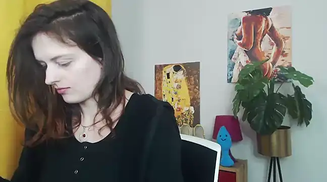 juicyNadine online show from 03/14/25, 09:24