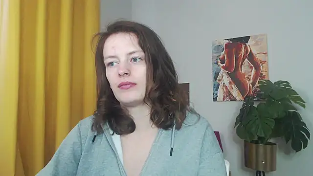 juicyNadine online show from 10/18/25, 07:20