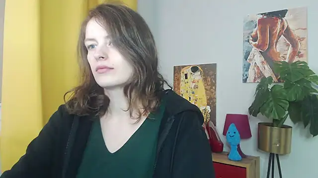 juicyNadine online show from 11/05/25, 05:40