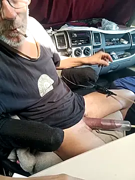 Snapshot of richa22cm chatting on 10/06/25, 12:24 richa22cm online show from 10/06/25, 12:24