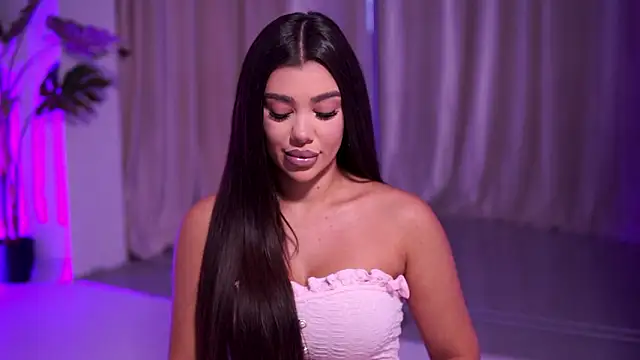 Snapshot of NatyDesiree chatting on 03/09/26, 08:02 NatyDesiree online show from 03/09/26, 08:02