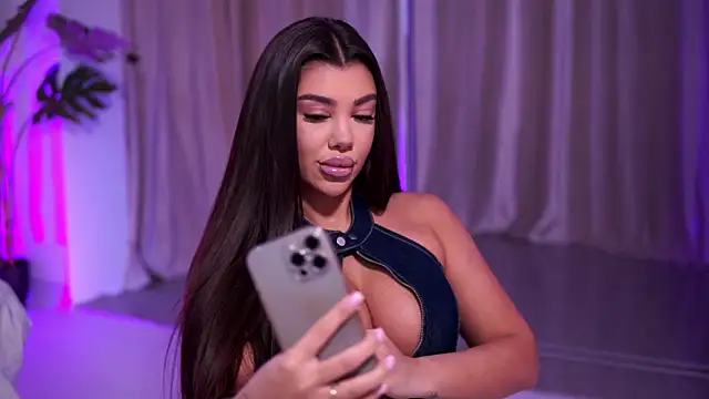 Snapshot of NatyDesiree chatting on 03/11/26, 07:31 NatyDesiree online show from 03/11/26, 07:31