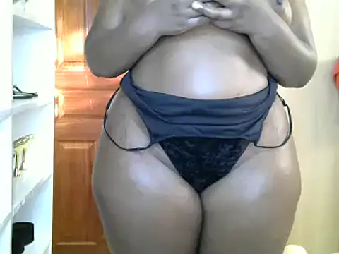 Snapshot of Princess_Halia chatting on 03/18/25, 02:48 Princess Halia online show from 03/18/25, 02:48