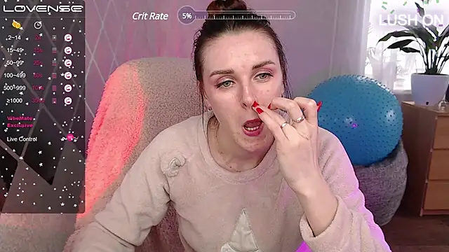 Snapshot of Bella__Swoon chatting on 02/19/25, 10:45 Bella Swoon online show from 02/19/25, 10:45