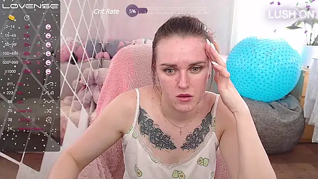 Snapshot of Bella__Swoon chatting on 03/21/25, 08:28 Bella Swoon online show from 03/21/25, 08:28