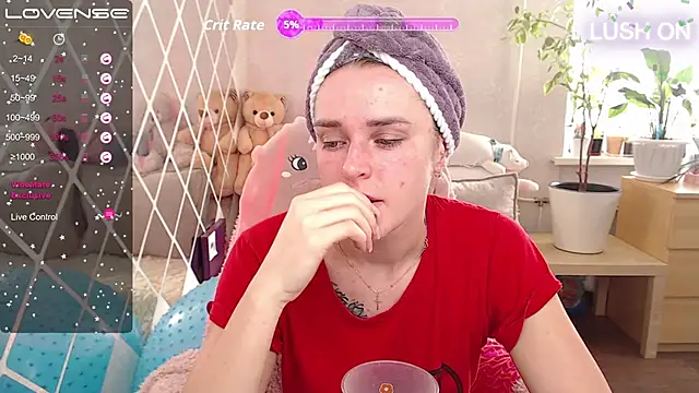 Snapshot of Bella__Swoon chatting on 09/24/25, 03:54 Bella Swoon online show from 09/24/25, 03:54